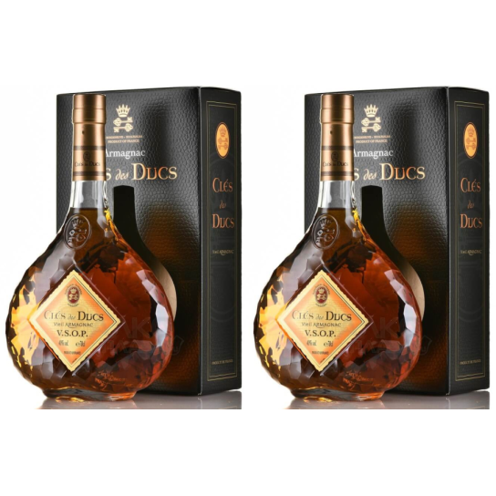 Специална оферта Cles Des Ducs VSOP х 2бр. -  - DrinkLink