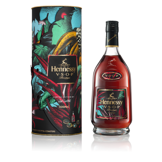 Hennessy VSOP Limited 2021 с подложки - Коняк - DrinkLink