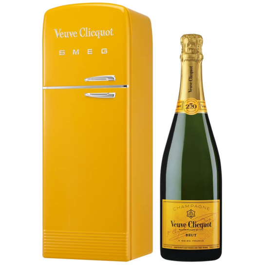 Champagne Veuve Clicquot Brut + кутия хладилник - Пенливо вино - DrinkLink