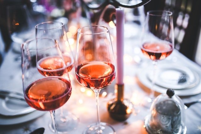 Розето – елегантна напитка, подходяща за топлите дни на есента