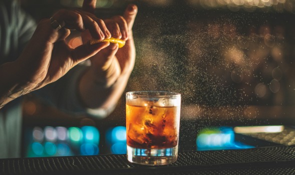 Уиски през лятото? Да – ето как да го поднесете освежаващо